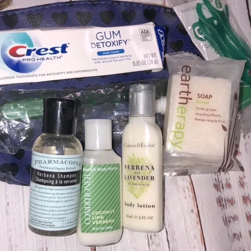 Travel bag with toiletries